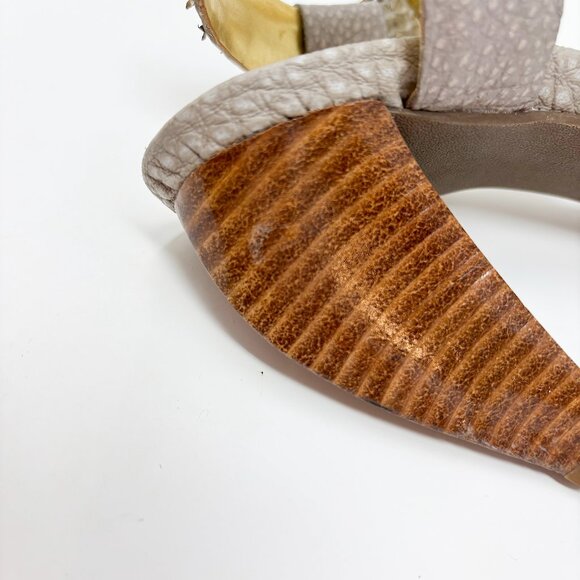 Dumond Snakeskin Leather High Heels - Picture 12 of 13